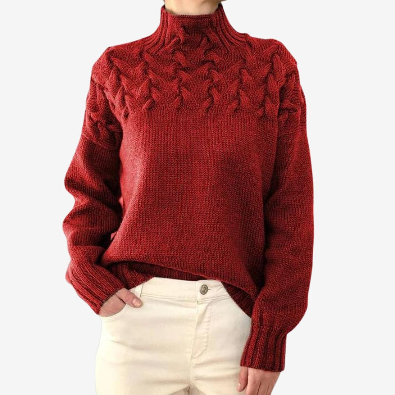 Luna – Long Sleeve Sweater with Round Neck and Ribbed Hem
