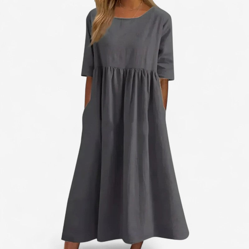 Olivia – Losvallende Lange Jurk met Korte Mouwen Velani