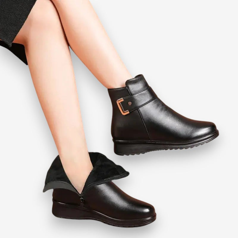 Emma – Round Toe Shoes with Zipper and Buckle Design