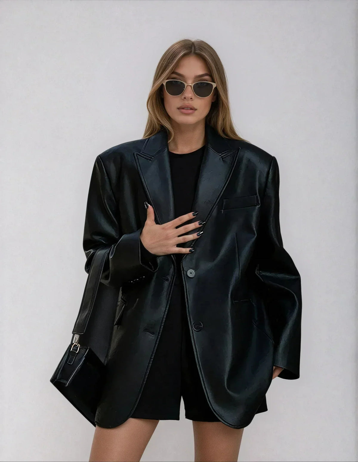 Vent - Women's Oversized Blazer with Notched Lapel Collar