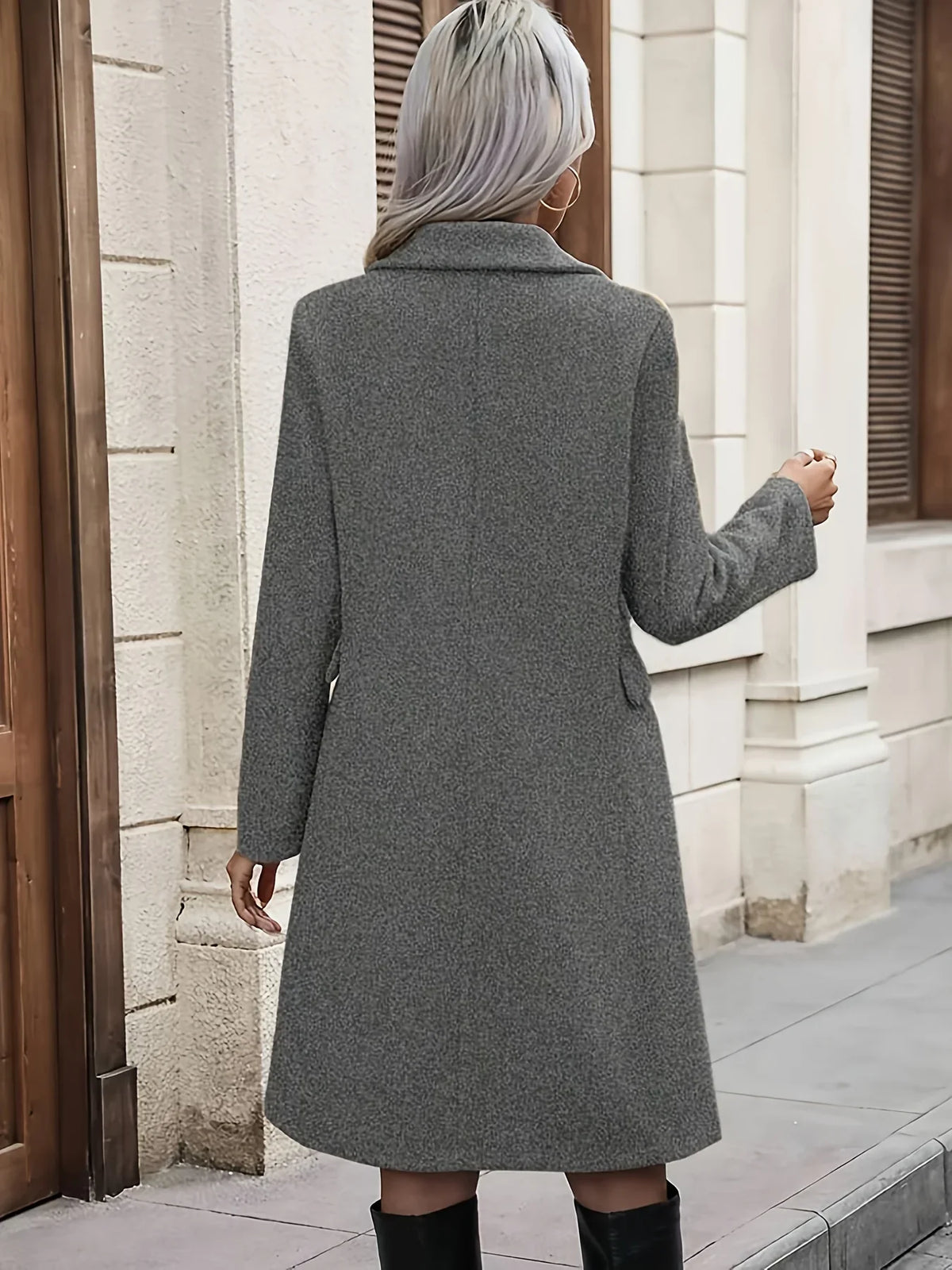 Buttonel - Trench Coat with Front Button Closure