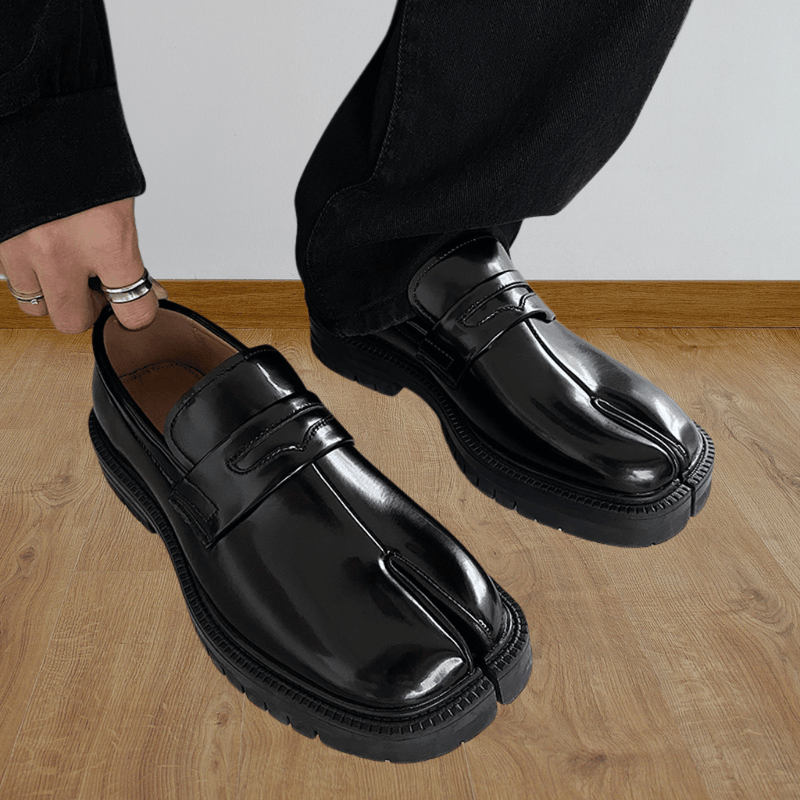 Reuben - Split Toe Non Slip Shoes With Thick Sole