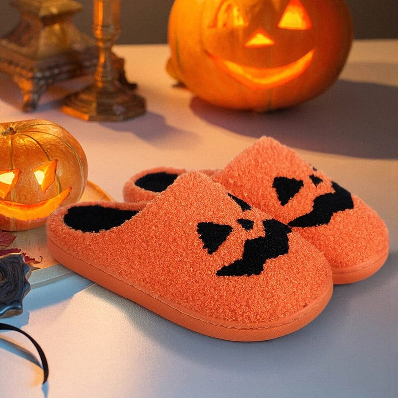 Halen - Pumpkin Face Halloween Slippers