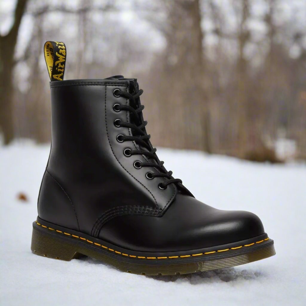 Ravellor – Round Toe Boots with Lace Closure