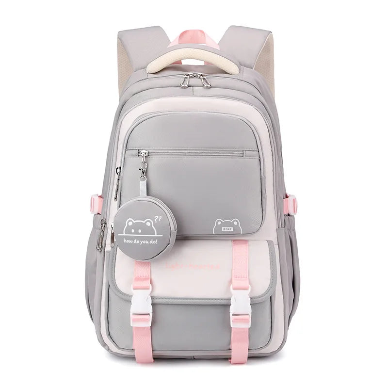 PackFlex – Multi-Compartment Backpack with Detachable Storage Pocket