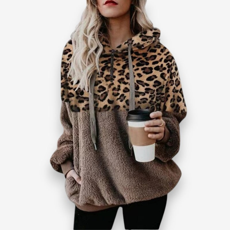 Mia – Hoodie Sweater with Pockets and Leopard Design
