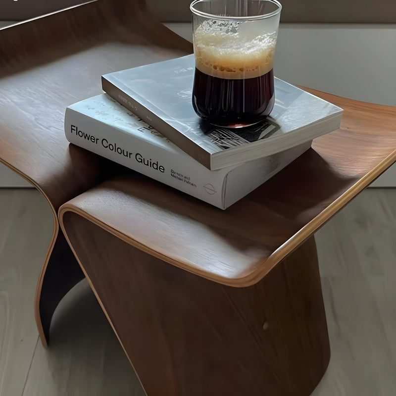 TablEon – Rectangular Table with Straight Legs for Compact Everyday Use