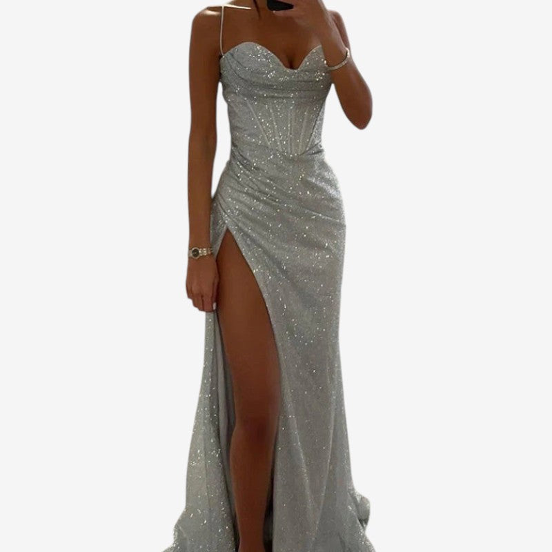 Kathy – Lange mouwloze jurk met pailletten en hoge splitten Velani