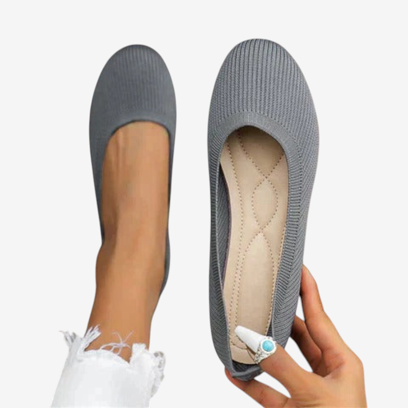 Women’s Round Toe Shoes