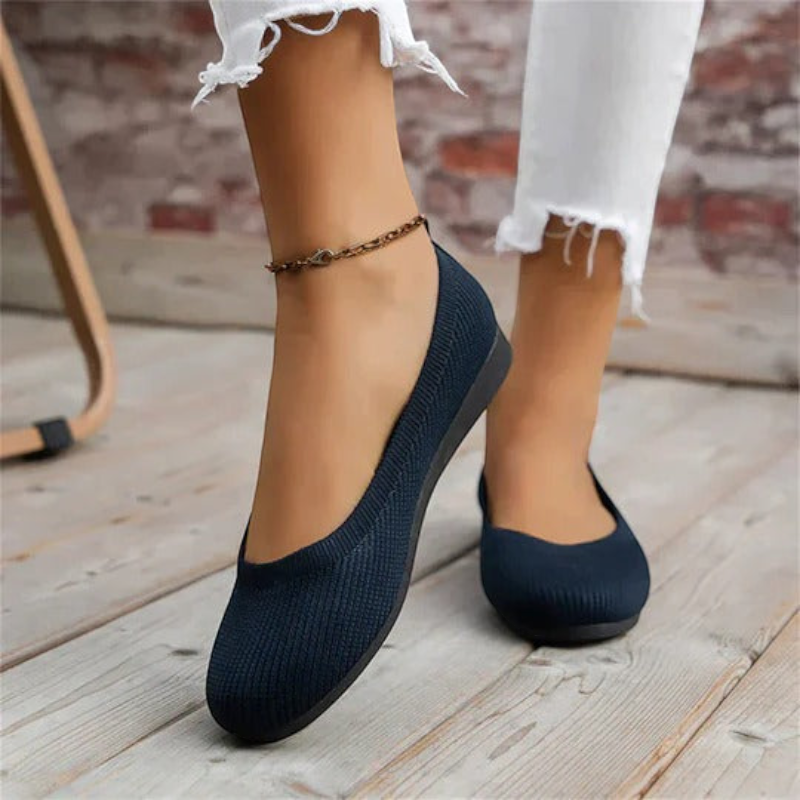 Women’s Round Toe Shoes