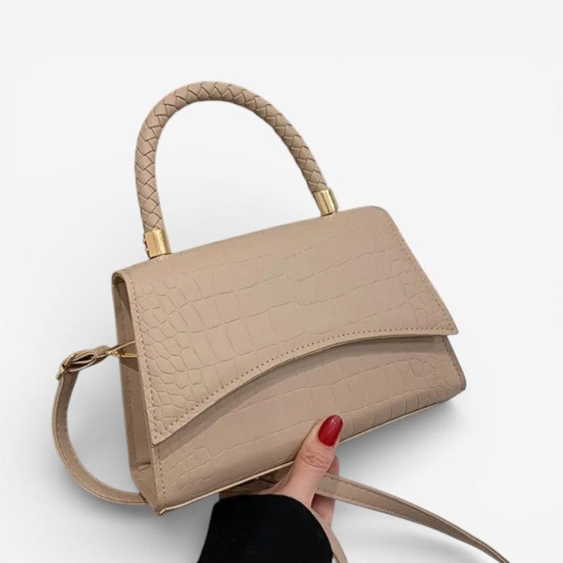 Amelia – Adjustable strap handbag with handle and large capacity