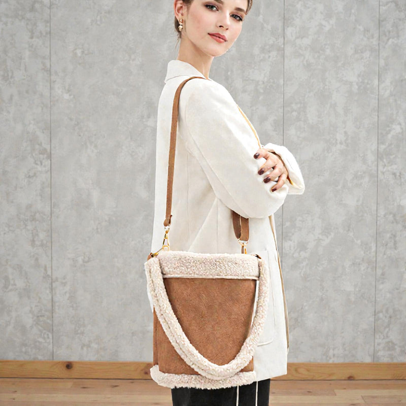Darcy – Bucket Bag with Adjustable Shoulder Strap