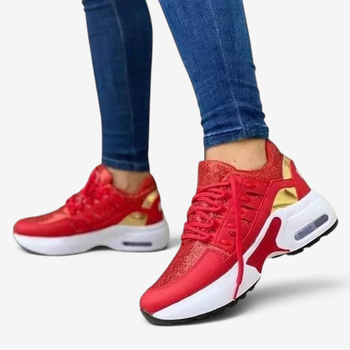 GripSneak – Lace-Up Sneakers with Round Toe and Flexible Rubber Outsole
