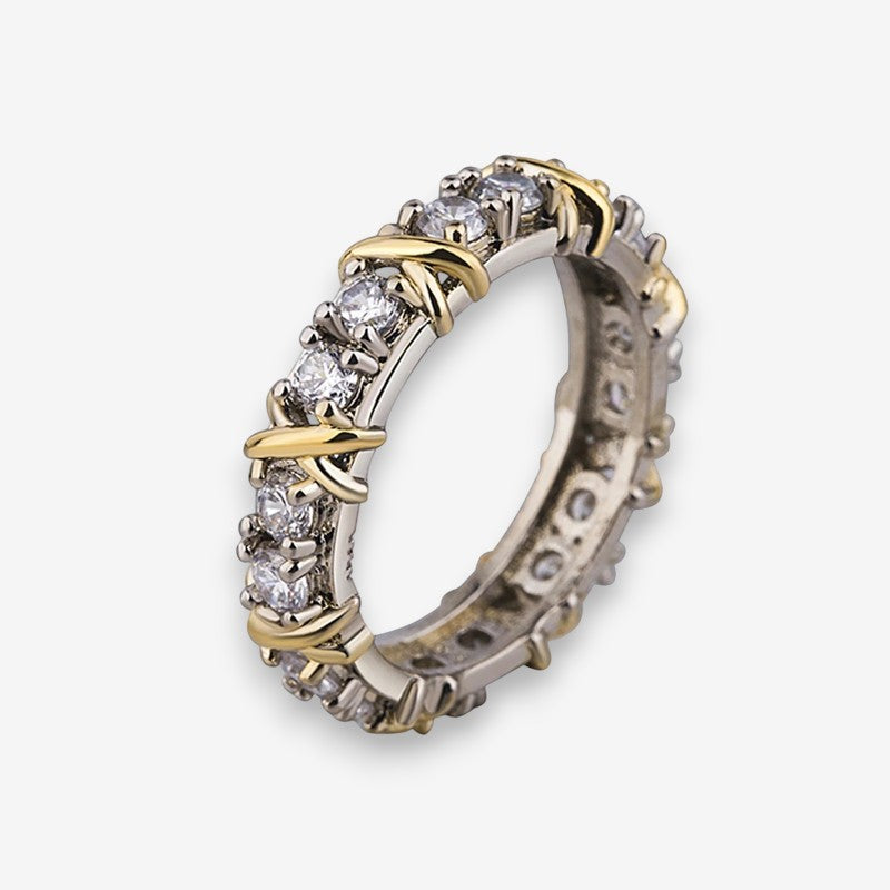 Olivia – Radiant design ring with elegant styling