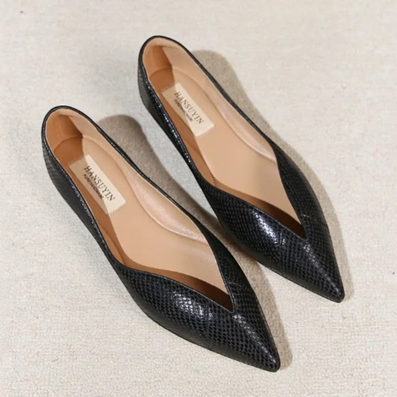 Womens Pointed Toe Slip-On Slippers