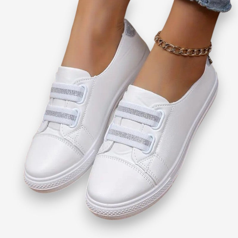 Sophia – Round Toe Flats With Anti Slip Grip Design