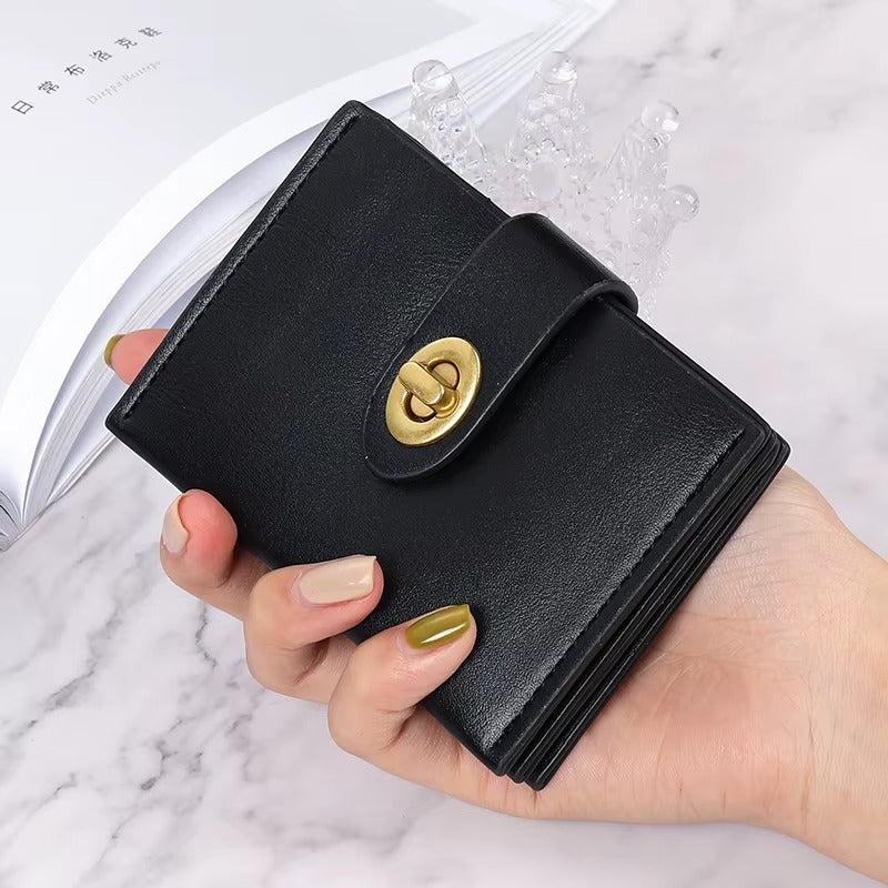 Sophia – Compact Wallet with Hasp Closure and Multiple Compartments
