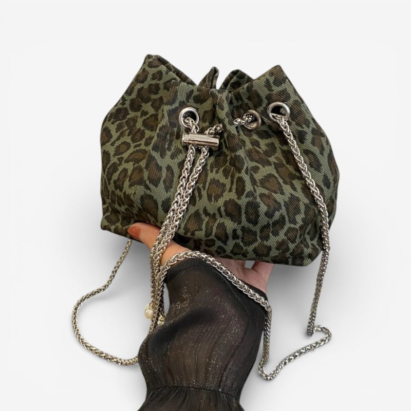 Nola – Large Capacity Handbag With Adjustable Chain Strap