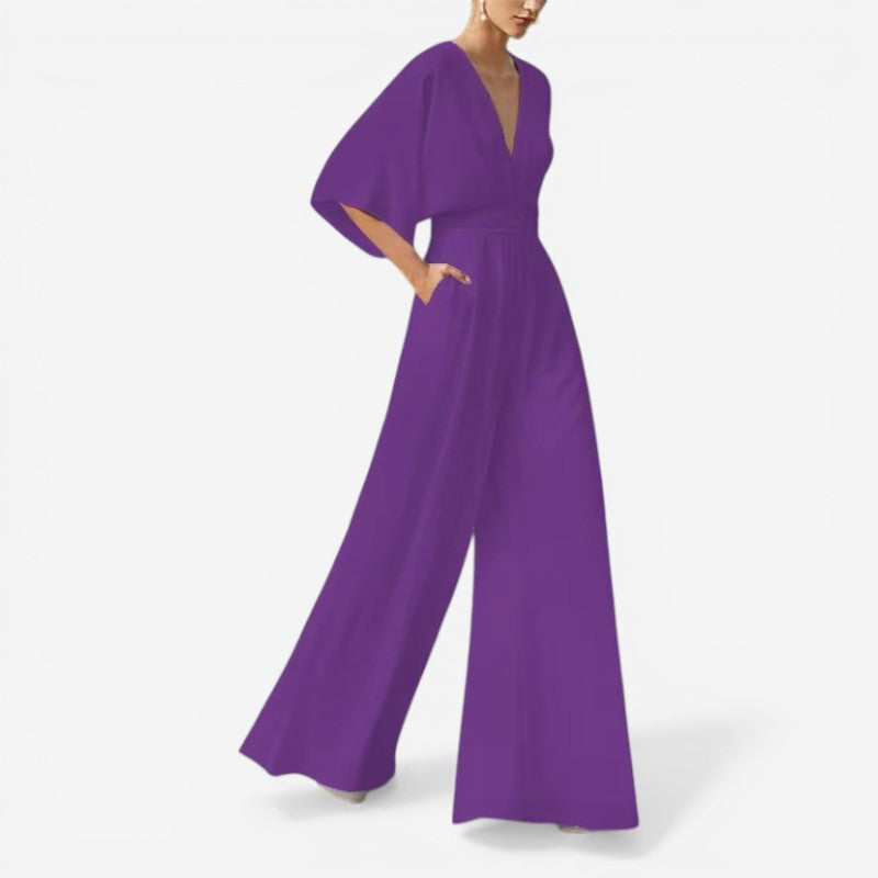 Willow - Loose Fit Short Sleeve Jumpsuit With V Neck Design